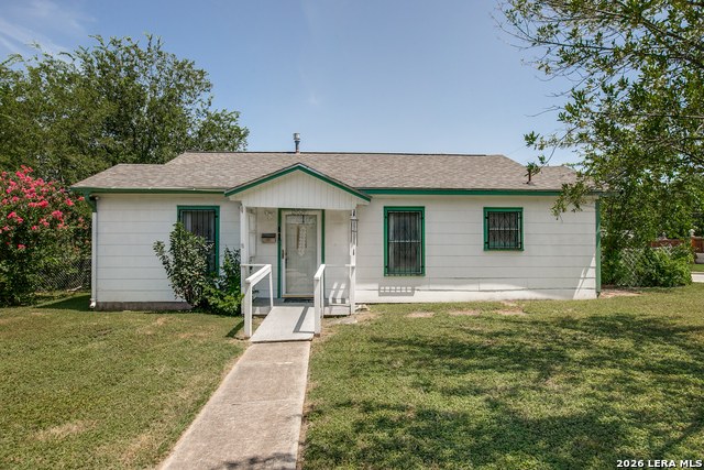 202 Waugh St Property Photo 1