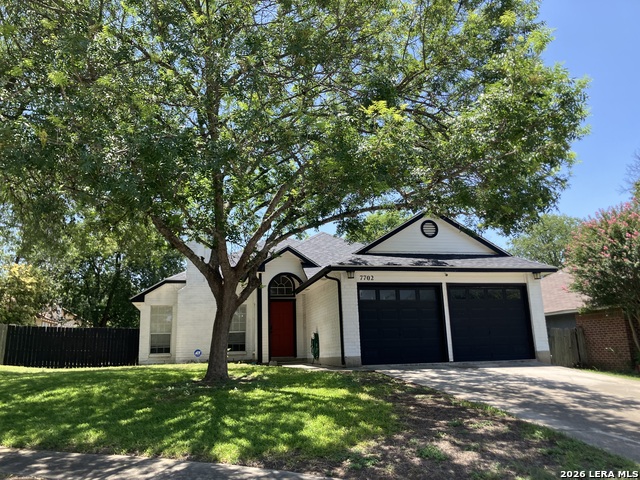 7702 Rohrdanz Property Photo 1
