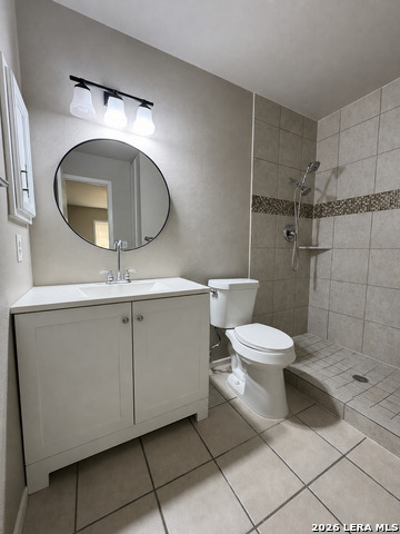 8023 Laurel Bend Property Photo 12