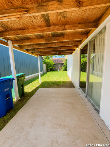 8023 Laurel Bend Property Photo 19