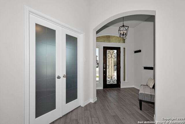 544 Lilac Shls Property Photo 4