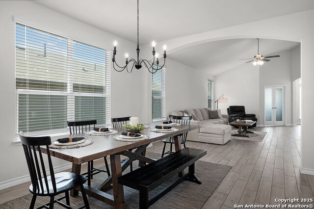 544 Lilac Shls Property Photo 11