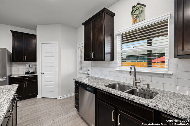 544 Lilac Shls Property Photo 16