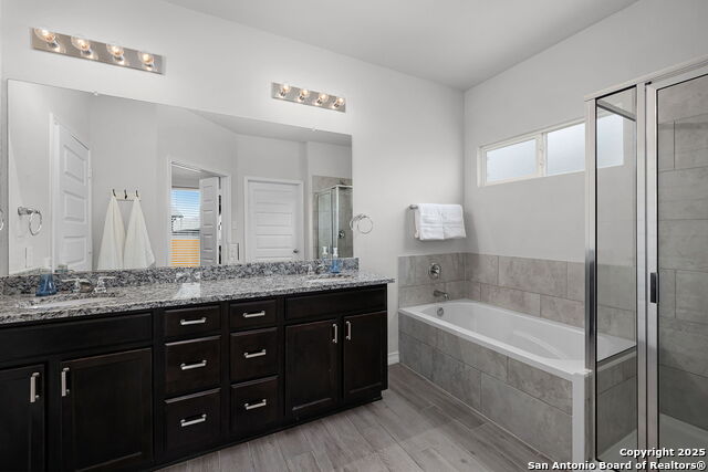 544 Lilac Shls Property Photo 25