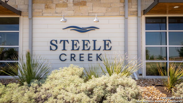 544 Lilac Shls Property Photo 47