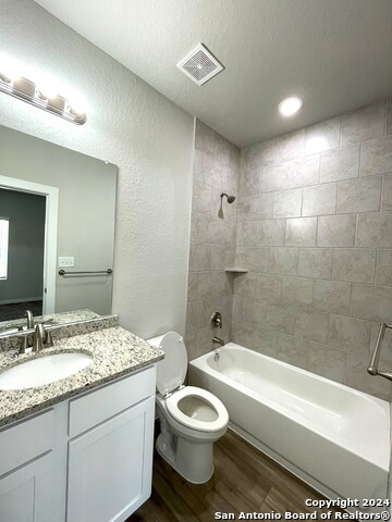 21518 James Charles Property Photo 7