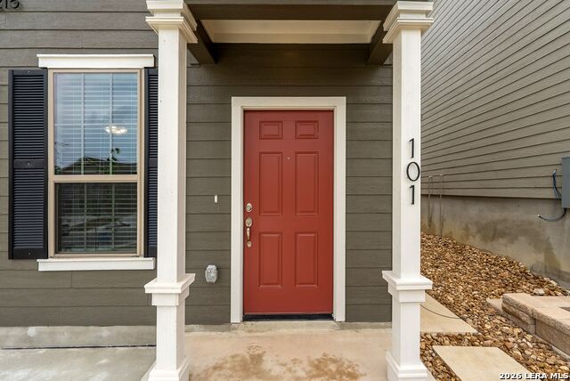 7215 Magnolia Crk Property Photo 3
