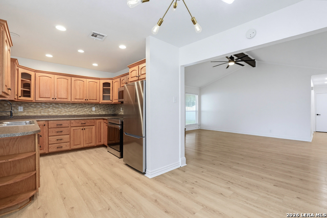 10343 Granary St Property Photo 5