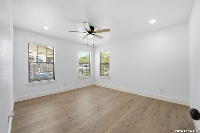 631 W Olmos Property Photo 21