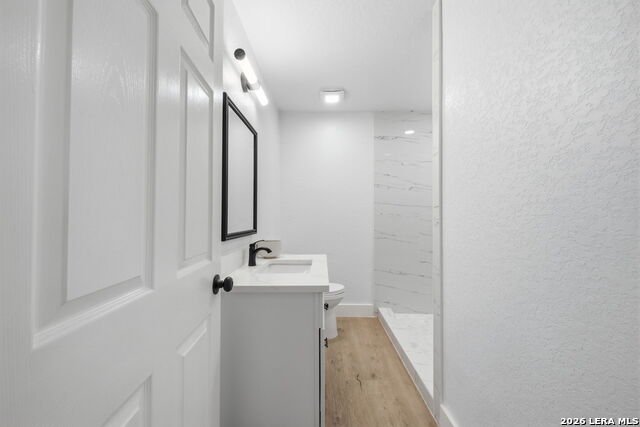 631 W Olmos Property Photo 23