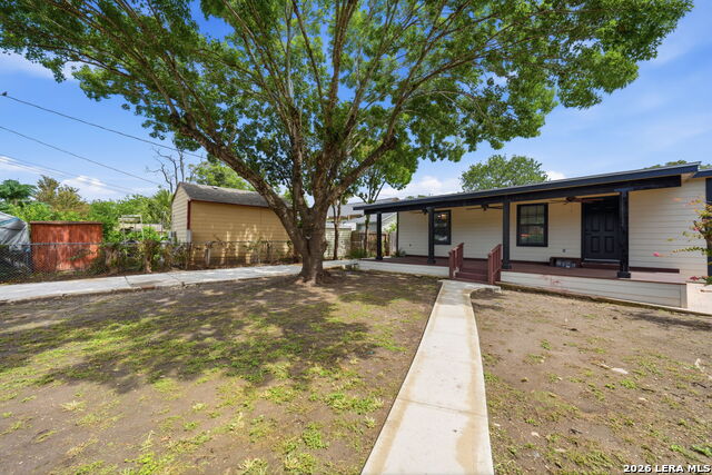 631 W Olmos Property Photo 27