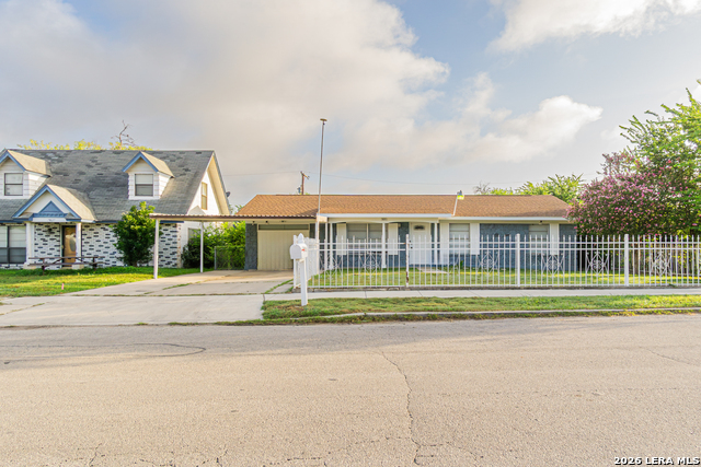 7823 Bronco Property Photo 1