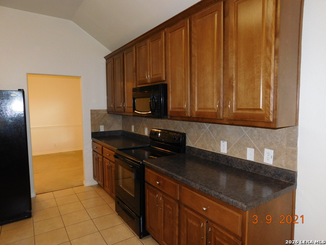 15713 Fair Lane Property Photo 5