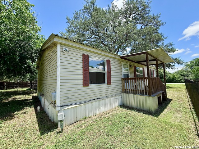 319 E Zipp Rd Property Photo 2