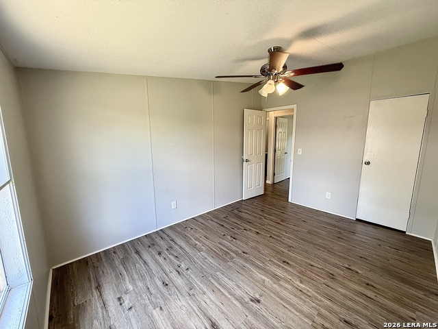 319 E Zipp Rd Property Photo 13