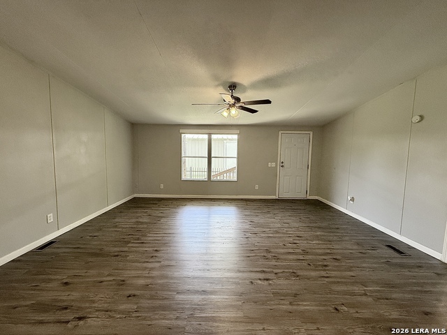 319 E Zipp Rd Property Photo 16