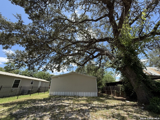 319 E Zipp Rd Property Photo 20