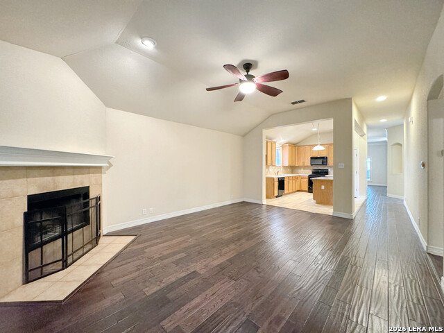 2103 Preakness Ln Property Photo 4