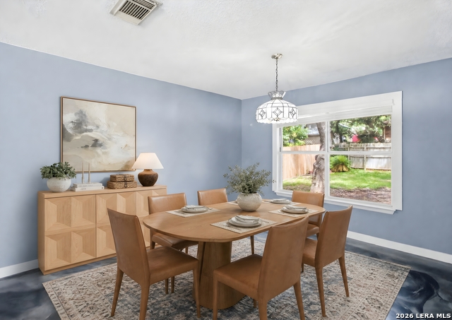 3840 Forsyth Park Property Photo 7