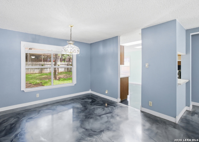3840 Forsyth Park Property Photo 9