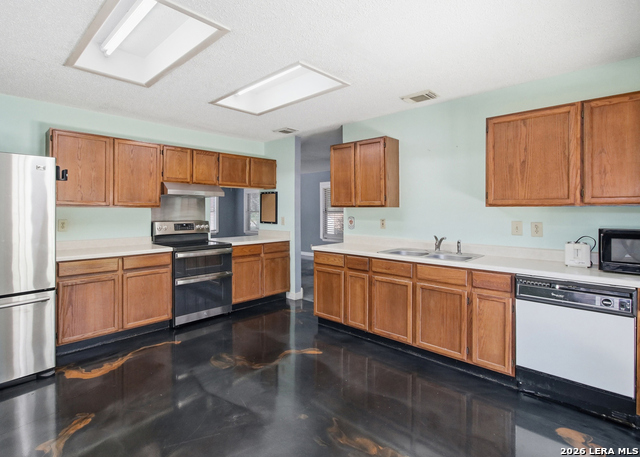 3840 Forsyth Park Property Photo 10