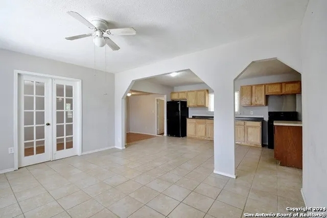 2619 Sleepy Glade St Property Photo 6