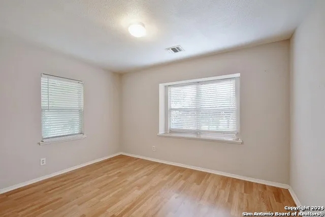 2619 Sleepy Glade St Property Photo 12