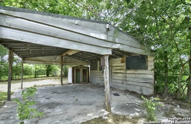 2619 Sleepy Glade St Property Photo 18