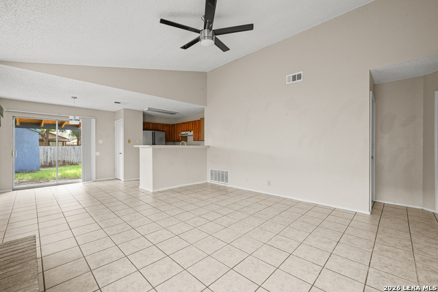 7346 Weybridge Property Photo 4
