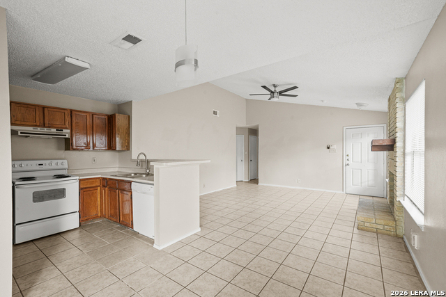 7346 Weybridge Property Photo 8
