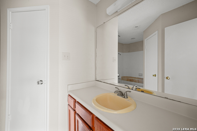 7346 Weybridge Property Photo 15