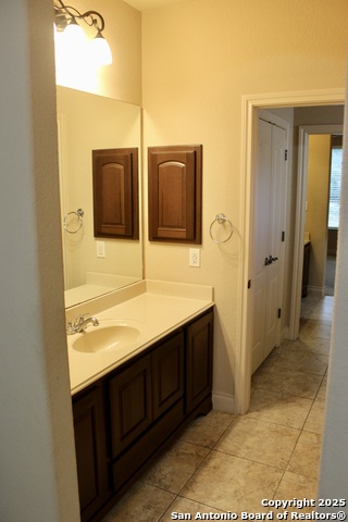 215 Evans Oak Property Photo 30