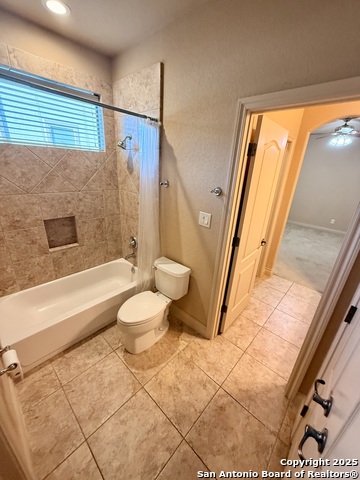 215 Evans Oak Property Photo 31