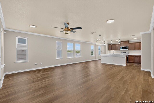 11209 Plaudit Property Photo 6