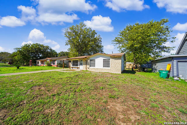 823 Straight Ln Property Photo 6