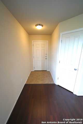5011 Braden Gate Property Photo 4