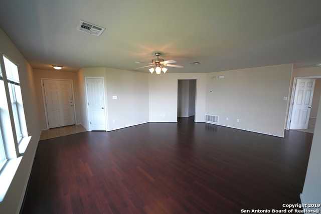5011 Braden Gate Property Photo 7