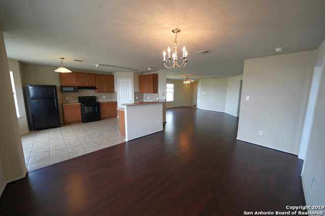 5011 Braden Gate Property Photo 9