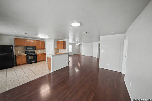 5011 Braden Gate Property Photo 12