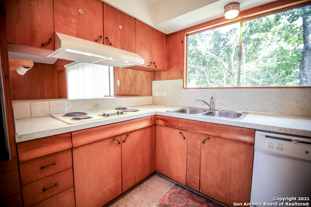 3811 Ridgeline Dr Property Photo 12
