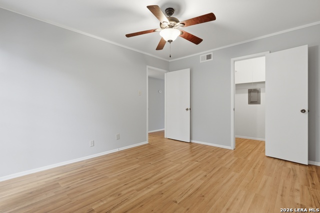 8702 Village Dr Property Photo 15