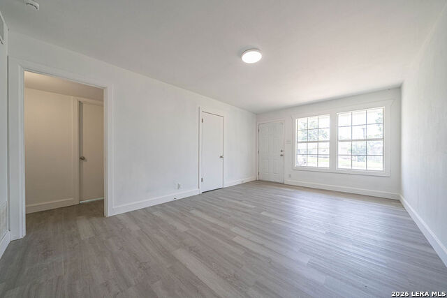 307 Gayle Ave Property Photo 3