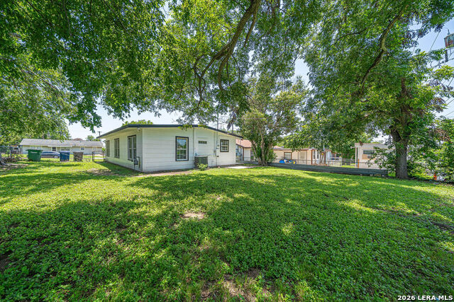 307 Gayle Ave Property Photo 12