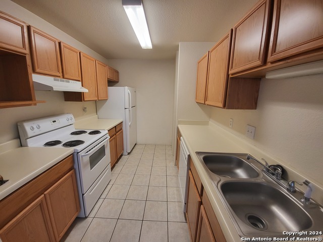 7959 Mg Rd Property Photo 5