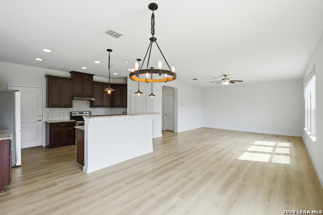 1203 Prairie Grass Property Photo 11