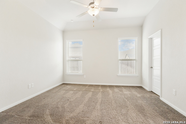 2033 Market Trl Property Photo 14