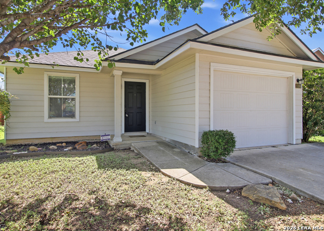 2334 CAMBERLY VW Property Photo 1