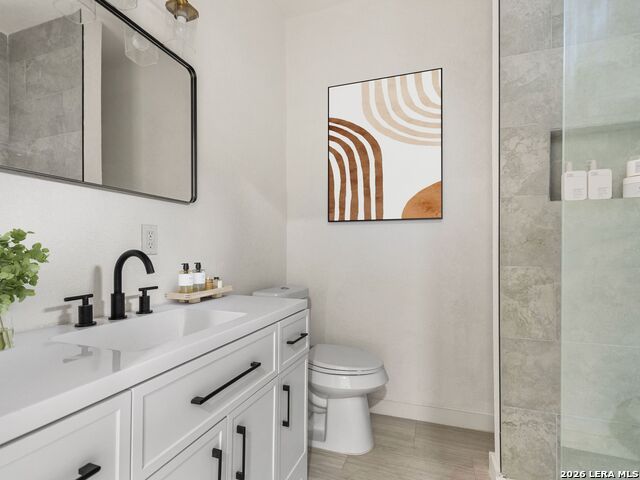 419 W Huisache Avenue Property Photo 18