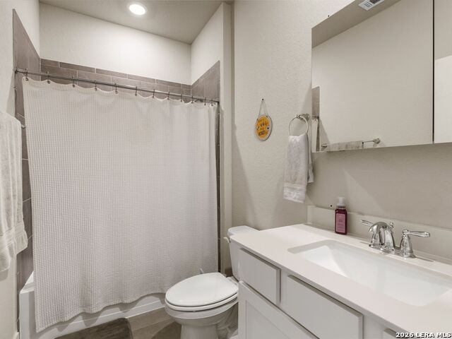 16911 Eaton Terrace Property Photo 5