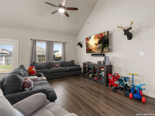 16911 Eaton Terrace Property Photo 13